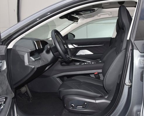 2023 Zeekr 001 EV-auto met 5 zitplaatsen 546 km kilometertraje en online/lokale naverkoopservice