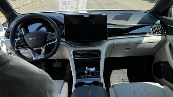 2023 Byd E2 EV Car Luxury Edition Pure Electric Car met witte kleur en links stuur