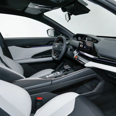 Elektromagnetisch remsysteem voor veilig rijden in Changan Qiyuan A06 Energy Electric Car