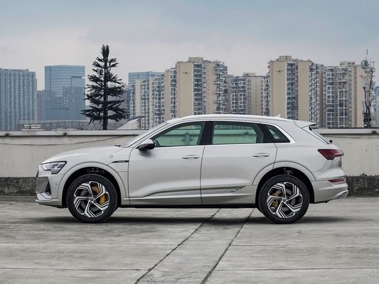 Audi E-Tron 2021 50 Quattro Electric SUV Gebruikt met elektromagnetisch remsysteem