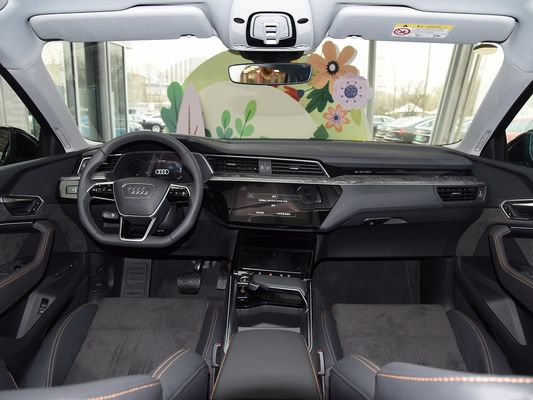 Audi E-Tron 2021 50 Quattro Electric SUV Gebruikt met elektromagnetisch remsysteem
