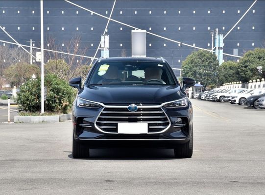 Zwarte 2022 BYD Tang EV 635 km Vierwielaandrijving Flagship Edition Geselecteerde 6-zits auto