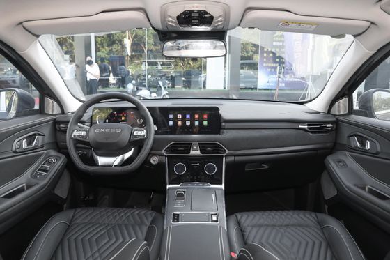 300t 2WD Exeed 2023 gesloten carrosserie type op 3 zitplaatsen voor Sal