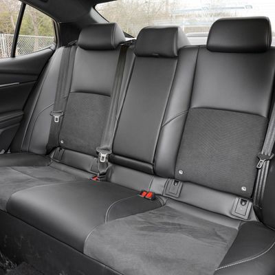 2024 Camry 2.0hxs Sport Plus versie Hybride auto met en E-CVT Stepless Transmission