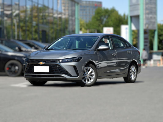 2023 Chevrolet Monza Dual Clutch Sedan met automatische versnellingsbak en Epb-remsysteem