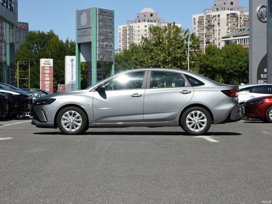 SUV Chevrolet Monza 1.5L Dual Clutch Enjoyment Puls Edition Benzine Car Performance