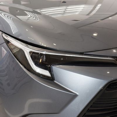 1.8L Hybrid Dual Engines Luxe Edition EV Elektrische Auto Toyota Levin met Lifetime
