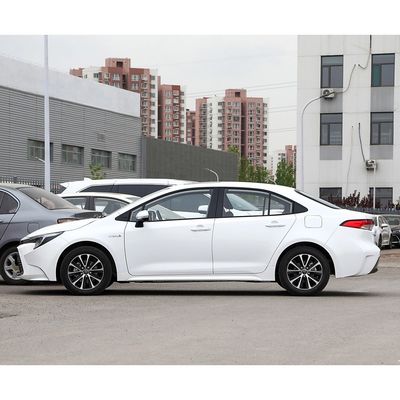 Maximaal vermogen 101kw Luxe Hybrid 1.8L Toyota Levin Smart Electric Car EV Twee motoren