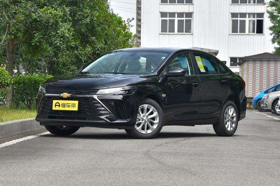 1000-1600cc Verplaatsing Chevrolet Monza 1.3t Mhev Benzinauto met automatische versnellingsbak