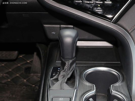 5 zitplaatsen benzine auto Toyota Camry 2023 2.5q met Epb remsysteem op betaalbare prijs