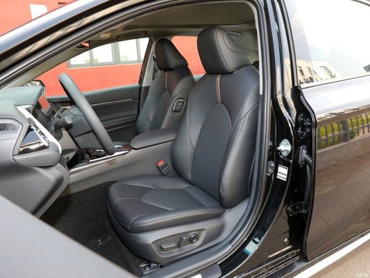 2023 Toyota Camry 2.5g Deluxe Edition Benzine 2.5L 207HP L4 Wielbasis 2825mm Car Deals
