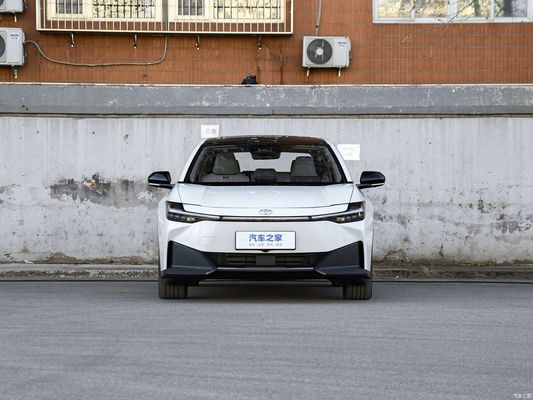 Online/Lokale After-sales Service Toyota Bz3 2023 616 km langeafstands elektrische sedan