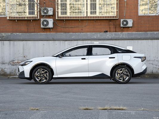 Online/Lokale After-sales Service Toyota Bz3 2023 616 km langeafstands elektrische sedan