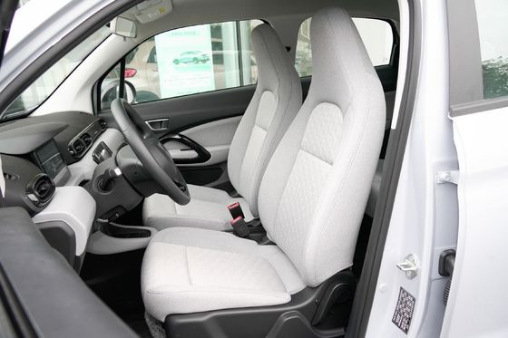 2022 White Jade Edition Leapmotor T03 met 5 zitplaatsen 5050x1902x1509
