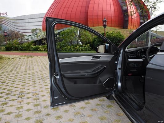 Chery Arrizo5 Plus benzine auto met korting brandstof benzine remsysteem Epb