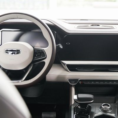 Verplaatsing 1600-2500cc Geely Xingyuel 2.0td High Power Automatic Fwd Flagship SUV