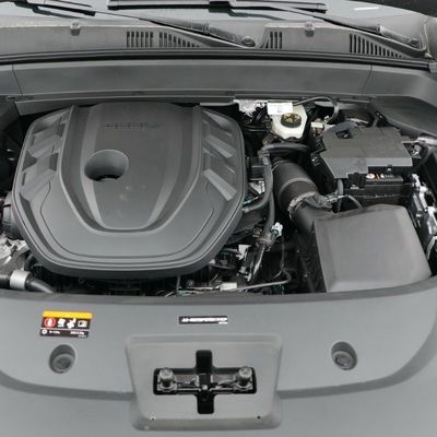 Verplaatsing 1600-2500cc Geely Xingyuel 2.0td High Power Automatic Fwd Flagship SUV