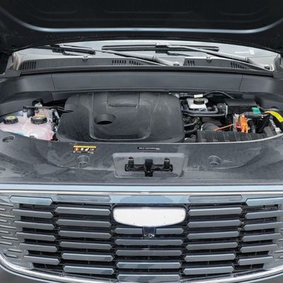 Geely Xingyue L 2023 4WD Flagship SUV Edition met remsysteem 4WD 4745*1860*1745