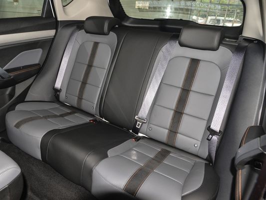 1340 Kg Bereidheid Geely Coolray 1.5t DCT Platinum Edition 2023 SUV Gasoline Car RWD
