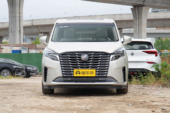 MPV Buick Gl8 2023 Land Business Cabin Comfort Edition met 8 zitplaatsen en handgeschakelde versnellingsbak