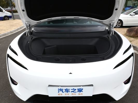 425kw 2022 Avatr 11 Dual-Motor Luxe versie 4 zitplaatsen Gewicht 2280kg