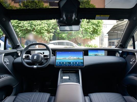 Gesloten carrosserie type Hongmeng 116 graden achterste aandrijving Electric Car 2023 Avatar 11
