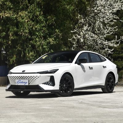 Sedan Changan Uni-V 1,5t 5-zitplaats benzinemotor Maximaal vermogen Kw 173 pk Benzine sedan