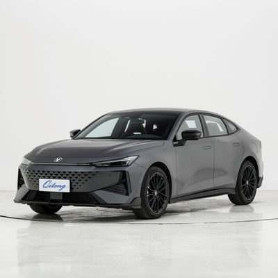 Changan Uni-V 1,5t 5-zitplaats benzinemotor Elektromagnetisch remsysteem en FWD aandrijving