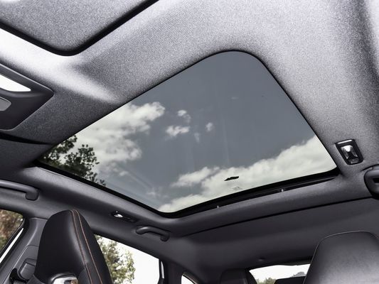 Automatische versnellingsbak Changan Uni-V 1.5t 5 zitplaatsen Sedan Uni V met 205 Km/H maximale snelheid