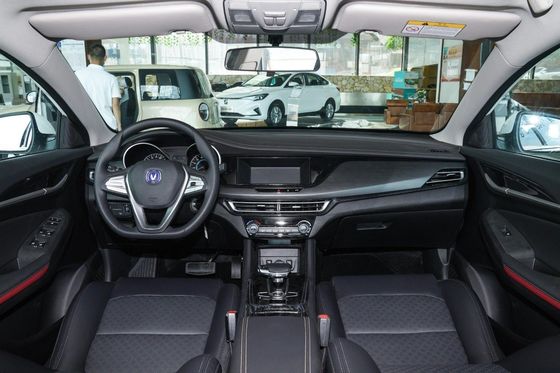 Changan Eado Car EV460 Elektrisch voertuig EV met LiFePO4-batterij en 4 zitplaatsen