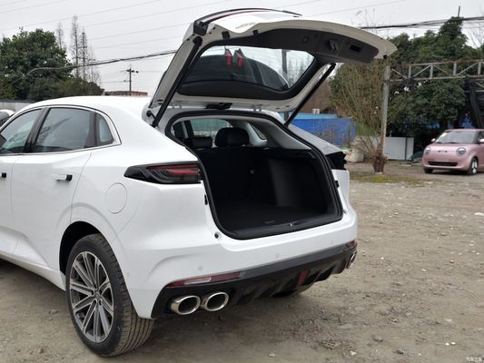 Changan Uni-K 2.0t 2WD Yueshang SUV Gasoline Car met topsnelheid van 200km/h