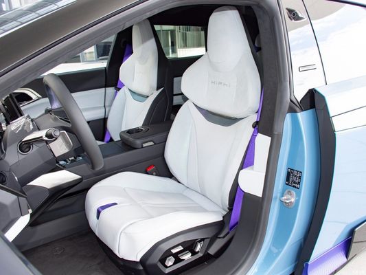 Energievoertuigen 2022 Hiphi Z 5 zitplaatsen EV-limousine met 48V spanning en elektrisch energie type