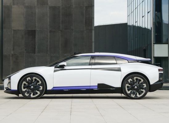 R22 bandgrootte 2023 Hiphi Z 5 zitplaatsen versie elektrische SUV voor de markt