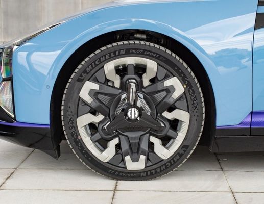 494kw Achtervering Vorm Vijf Link Onafhankelijke Suspensie 2023 Hiphi Z 4 zitplaatsen Elektrische auto SUV