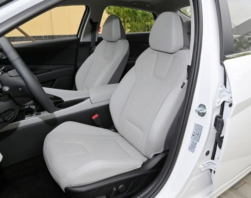 2023 Hyundai Elantra 1.5L CVT Sedan Links stuur en Mcpherson onafhankelijke vering