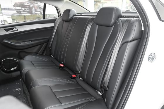 2021 Chery Arrizo 5 Plus Little Ai 1.5L CVT Type Plus 5 zitplaatsen 4358x1830x1670 op de markt