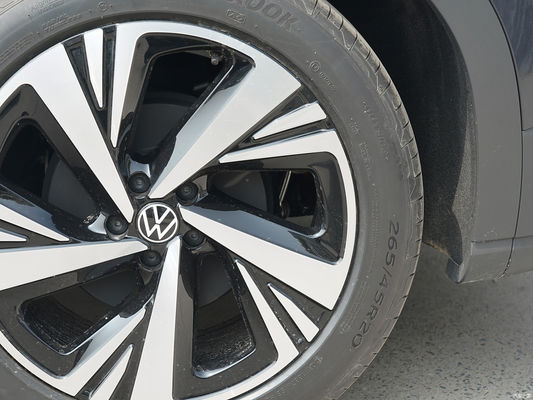ID6 Langdurige versie PRO SUV Aanpassen gesloten carrosserie type met automatische versnellingsbak