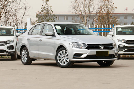 2019 VW Bora Legend Auto Fashion Gasoline Cars 4562x1793x1468 met Energy Type Gasoline