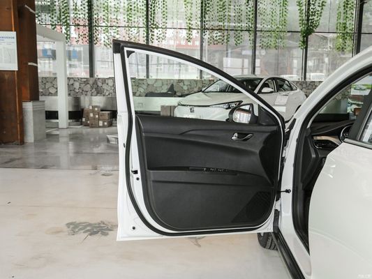 Changan Eado EV460 elektrische auto voor uw behoeften