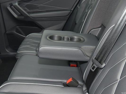 2023 Volkswagen Tiguan L 330tsi Fwd Smart Edition SUV binnen Drive FWD P0000099