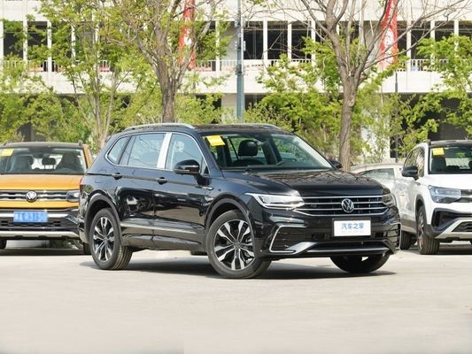 SUV 2023 Volkswagen Tiguan L 380tsi 4WD Automatic R-Line Enjoyment Edition 7 zitplaatsen