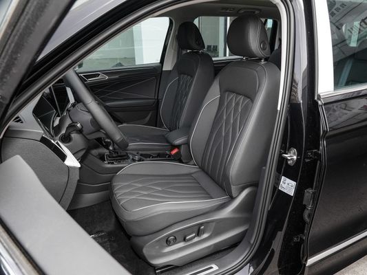 SUV 2023 Volkswagen Tiguan L 380tsi 4WD Automatic R-Line Enjoyment Edition 7 zitplaatsen