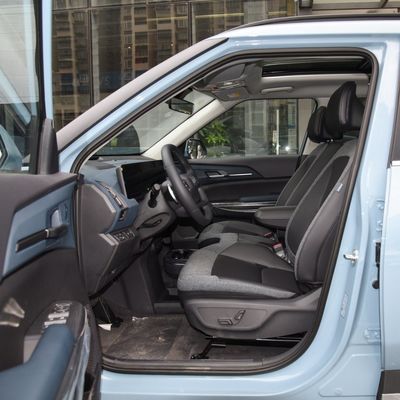 64.2 Kwh batterijcapaciteit Elektroauto KIA EV5 530 Light Air Land SUV met links stuur