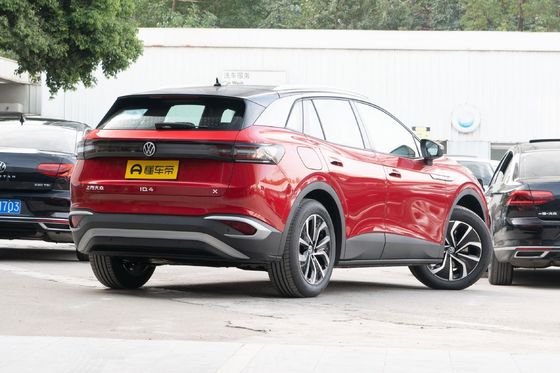 Gesloten carrosserietype Volkswagen ID. 4 X 2023 Pure Enjoyment Edition met linker stuur