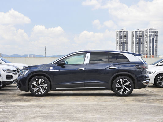 ID6 Long Endurance Version Lite PRO SUV met blauwe buitenkleur en links stuur