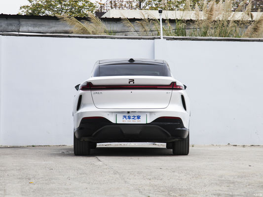 Rising Auto R7 Screen Master PRO 2023 Elektrisch voertuig EV met 5 zitplaatsen en lange afstand