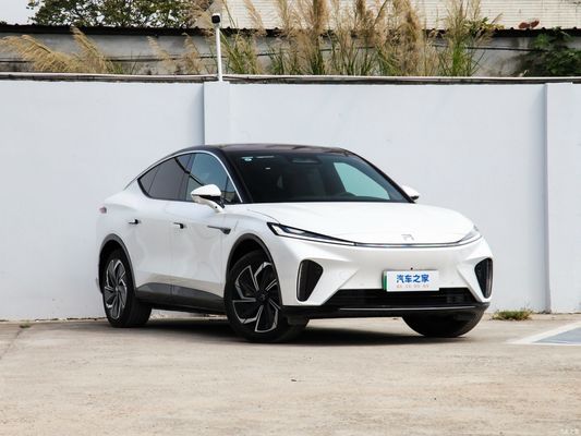 Rising Auto R7 Screen Master PRO 2023 Elektrisch voertuig EV met 5 zitplaatsen en lange afstand