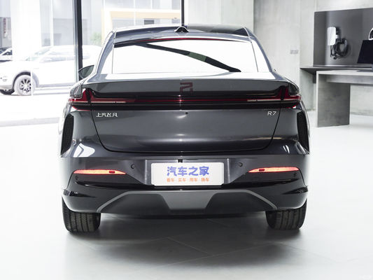 Rising Auto R7 2023 RWD Screen Master Elektrisch voertuig met zuiver elektrische energie