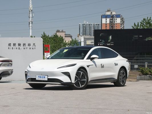 Langeafstand BEV elektrische auto hatchback Rising Auto F7 2023 Pure Electric