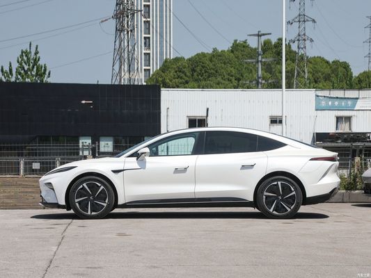 Langeafstand BEV elektrische auto hatchback Rising Auto F7 2023 Pure Electric